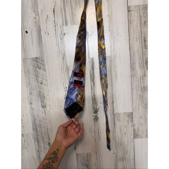J. Garcia Silk Tie Wetlands I Collection 57 Abstract Pattern Multicolor - Picture 6 of 6